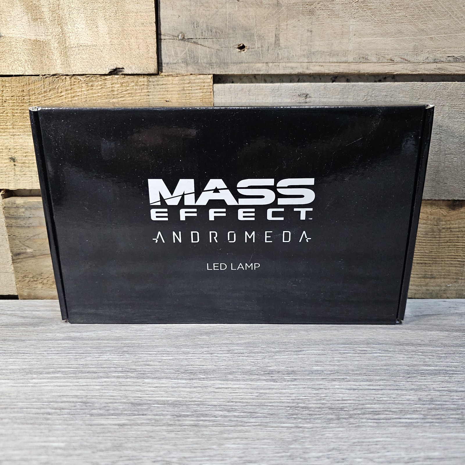 2017 EA Bioware Mass Effect Andromeda LED Lamp Loot Gaming Exclusive NIB