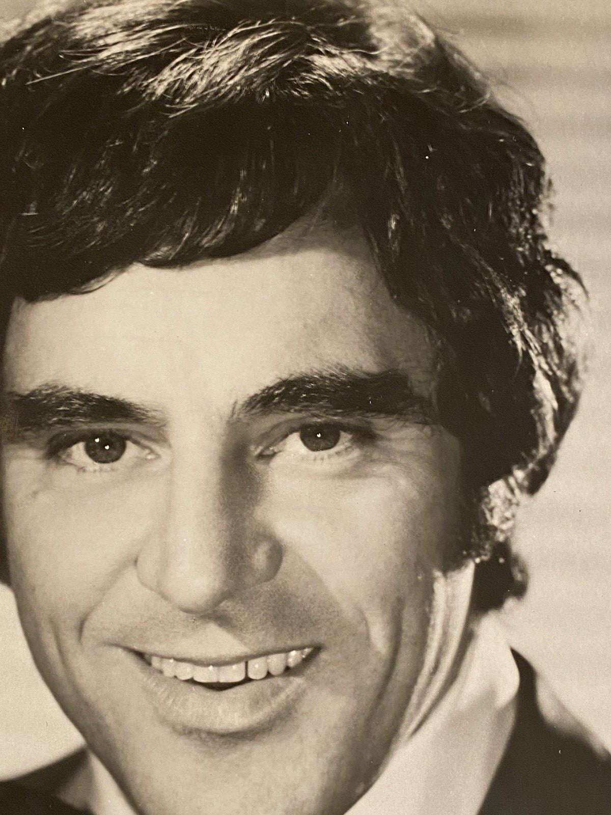 Anthony Newley Signed Dated July 1971 Autographed Photograph 8 x10 “Candy Man”