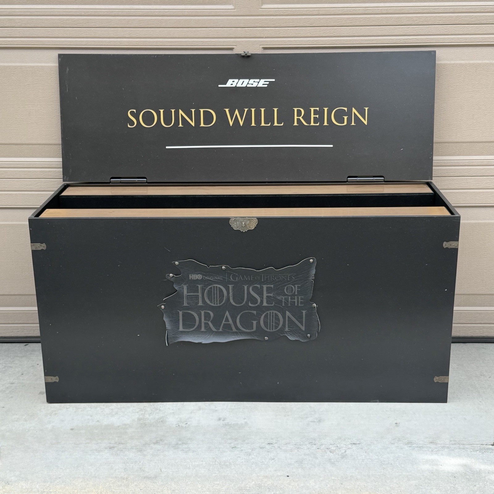 HBO House of The Dragon BOSE Sound Will Reign Display Promotional Trunk Storage