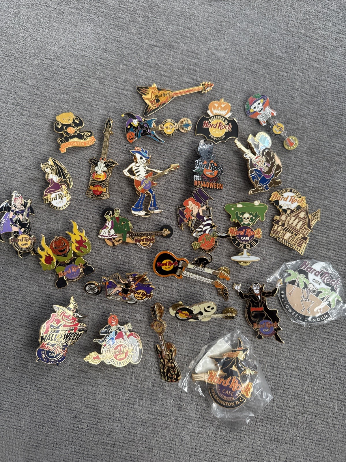 Hard Rock Cafe Pin Lot of 25 Halloween Pins, many locations, in great condition