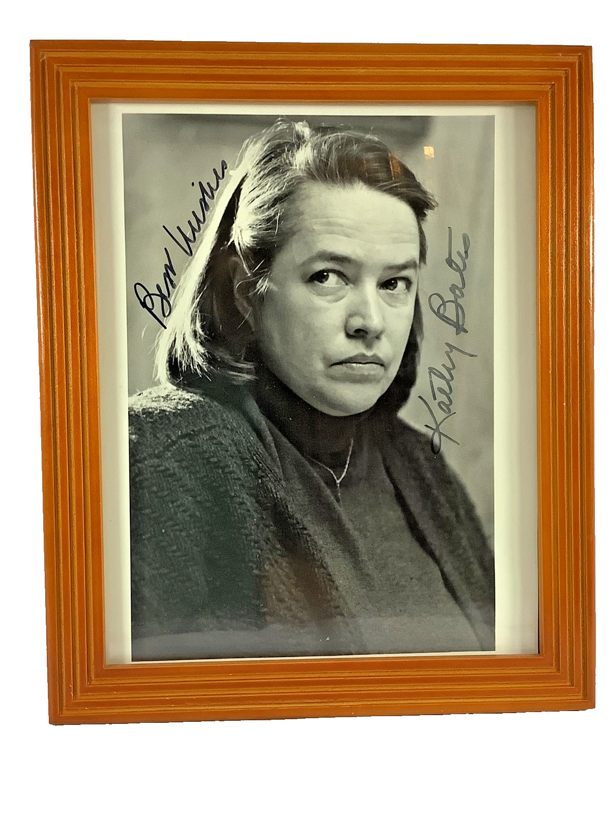 KATHY BATES MISSERY SIGNED AUTOGRAPH FRAMED PHOTO 10 x 12