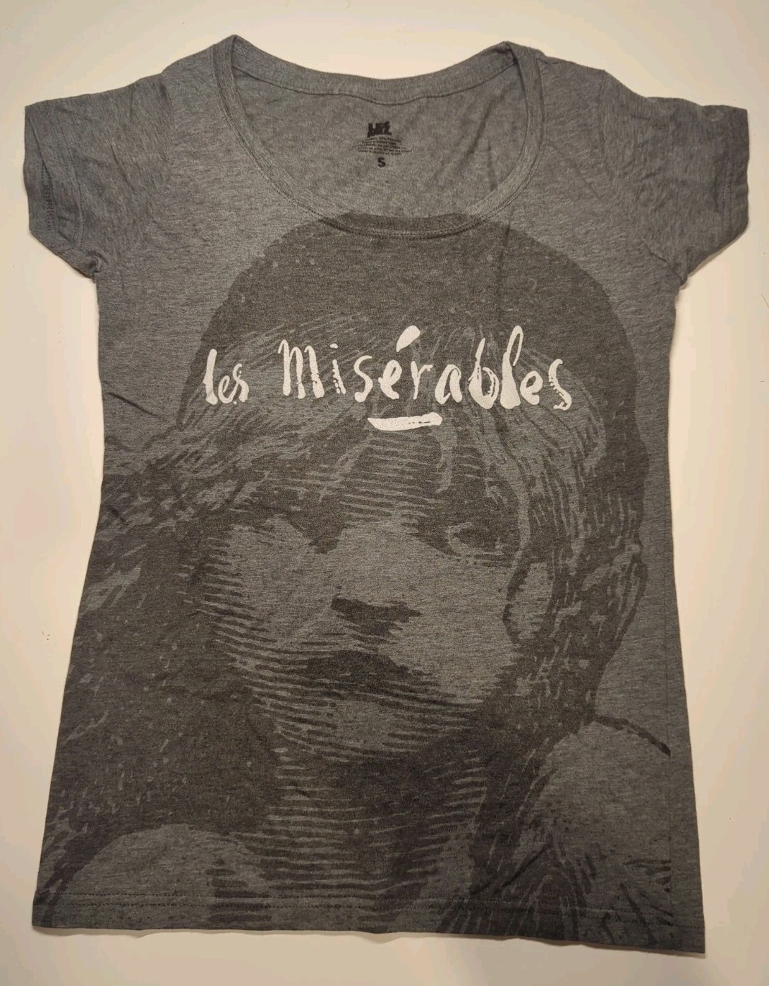 Les Miz Les Miserables Musical Gray T-Shirt Women’s Small