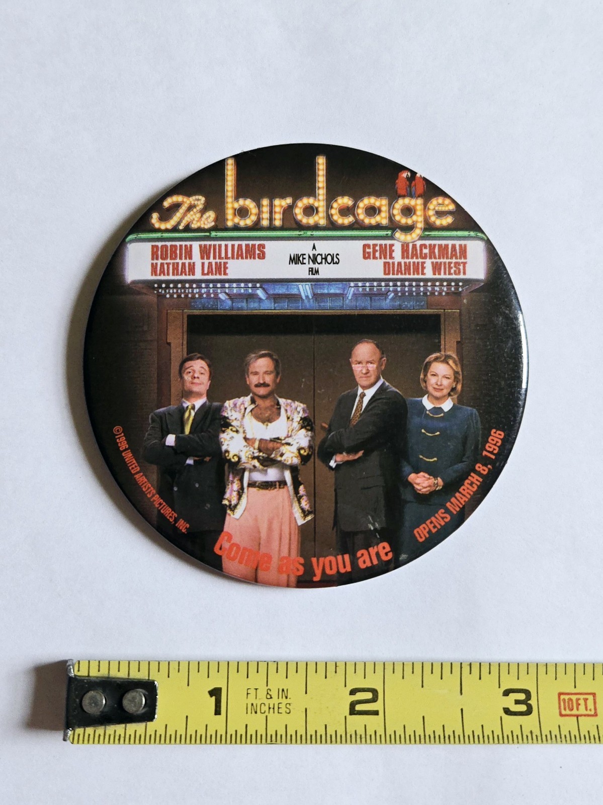 VINTAGE 1996 THE BIRDCAGE MOVIE PROMO BUTTON ROBIN WILLIAMS GENE HACKMAN PIN