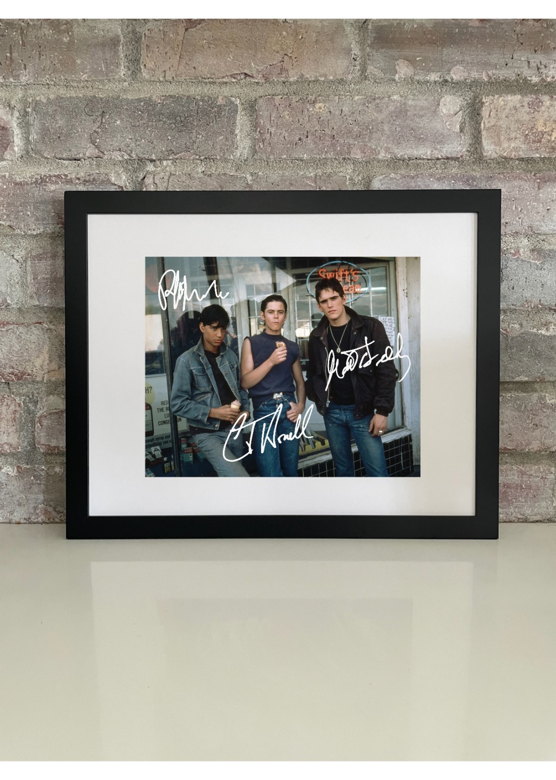 The Outsiders Cast Poster Print with Reprint Autographs – Framed 11×14