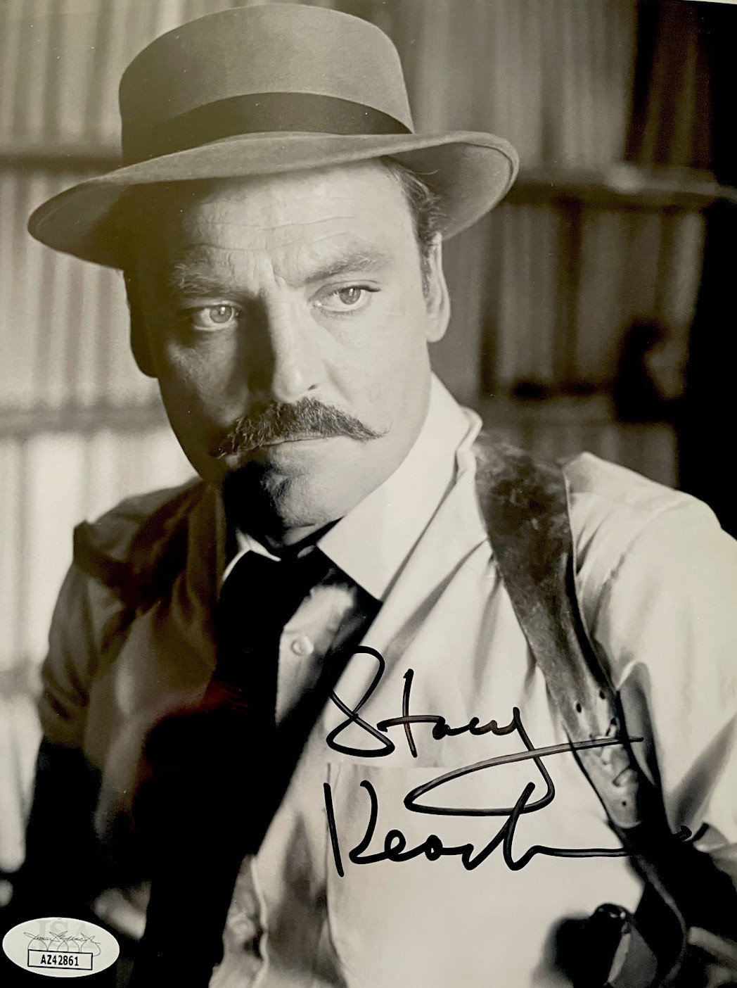 STACY KEACH Autographed 8×10 “MIKE HAMMER” JSA CERTIFIED