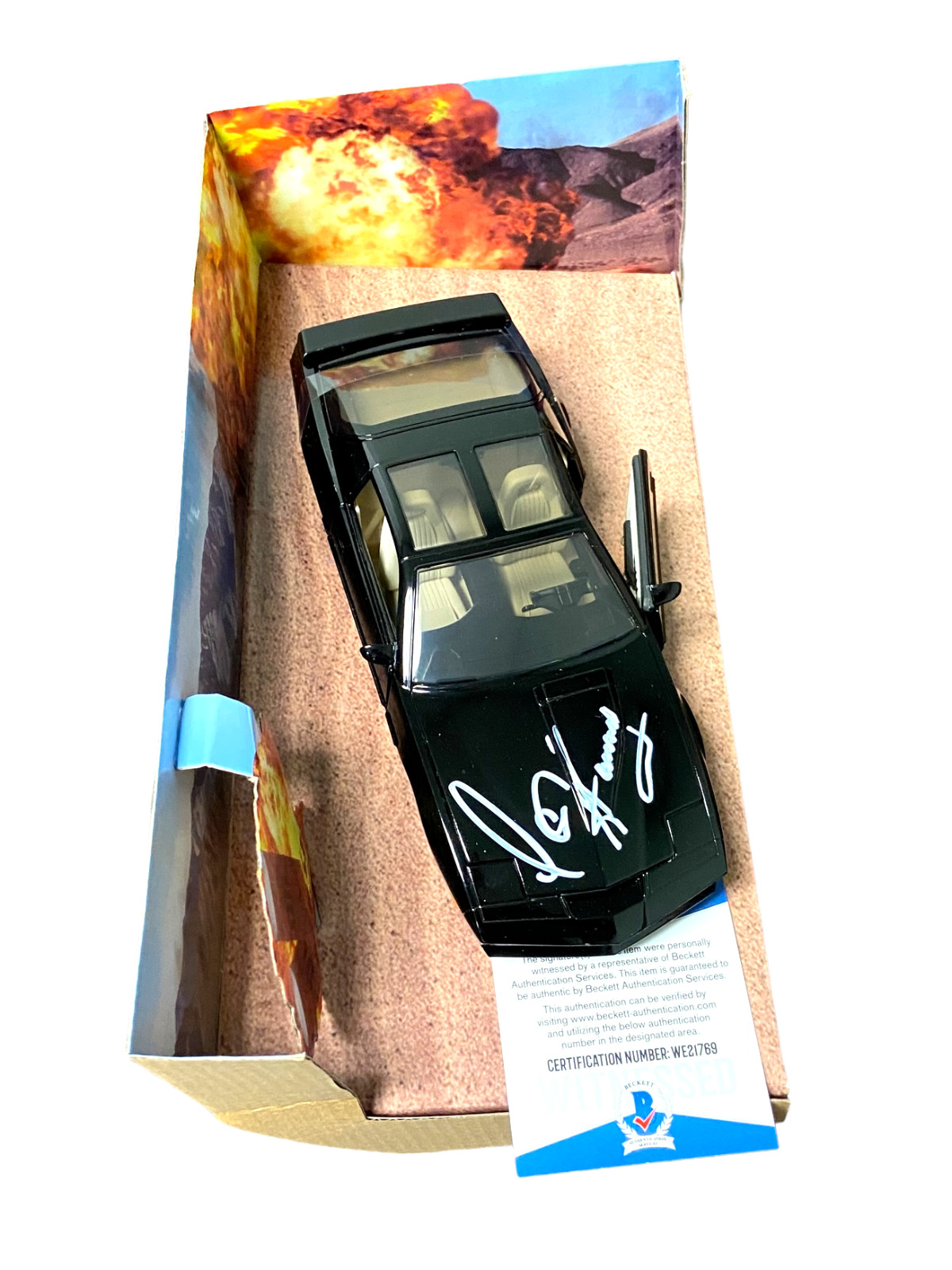 DAVID HASSELHOFF SIGNED AUTOGRAPH KITT 1:24 DIECAST CAR KNIGHT RIDE BECKETT BAS
