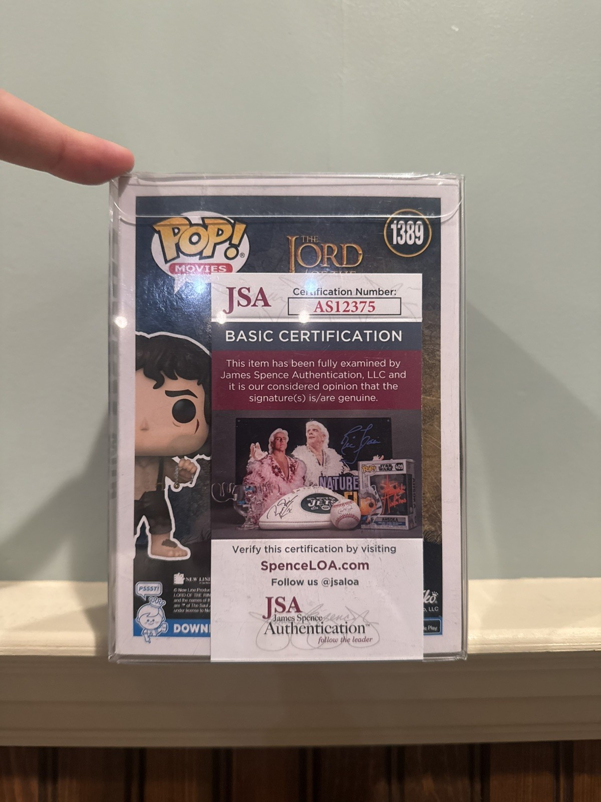 Funko Pop Lord Of The Rings Frodo With The Ring #1389 Signed By Elijah Wood JSA