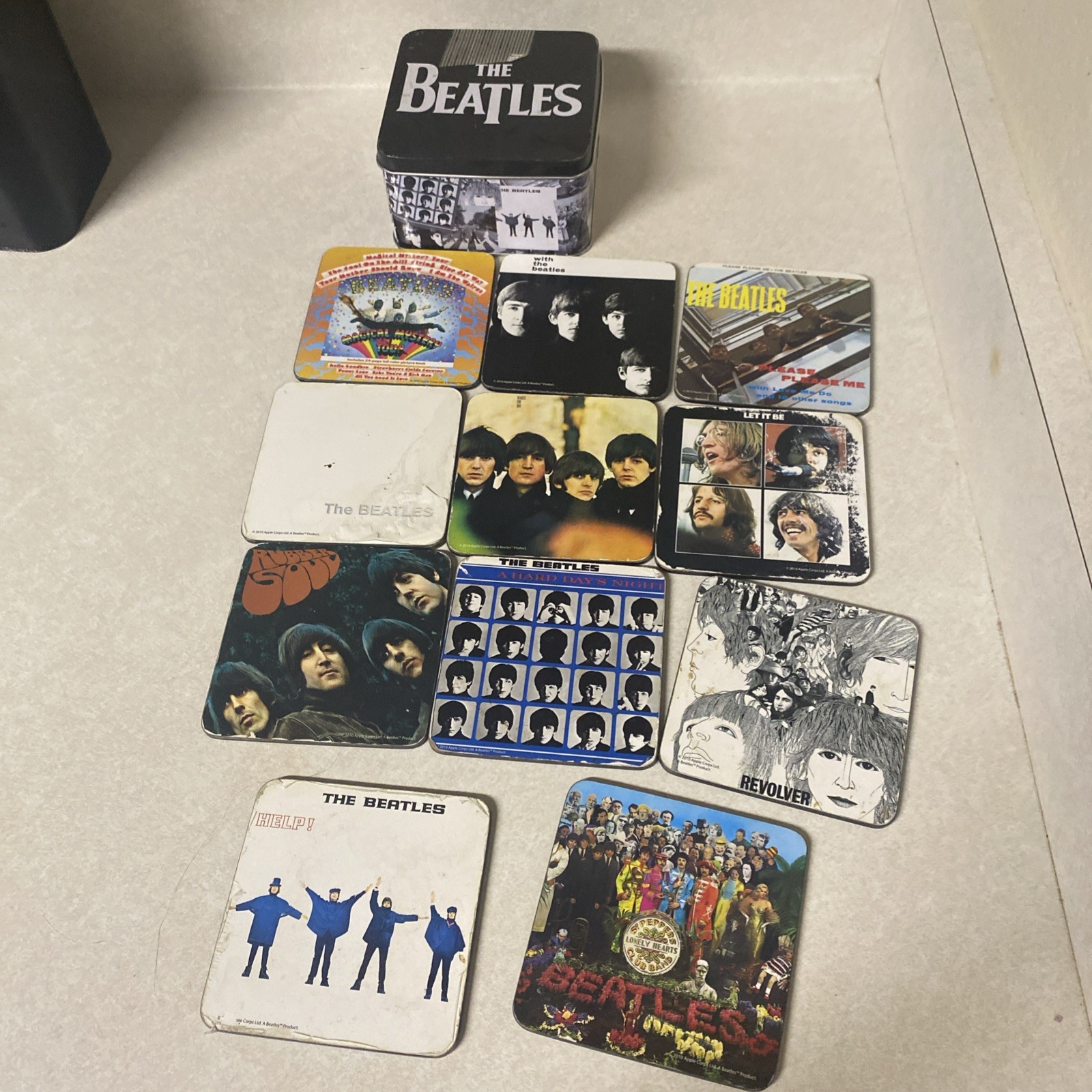 THE BEATLES – 13 Album Cover 4″ x 4″ Square Coasters Set in Tin Box