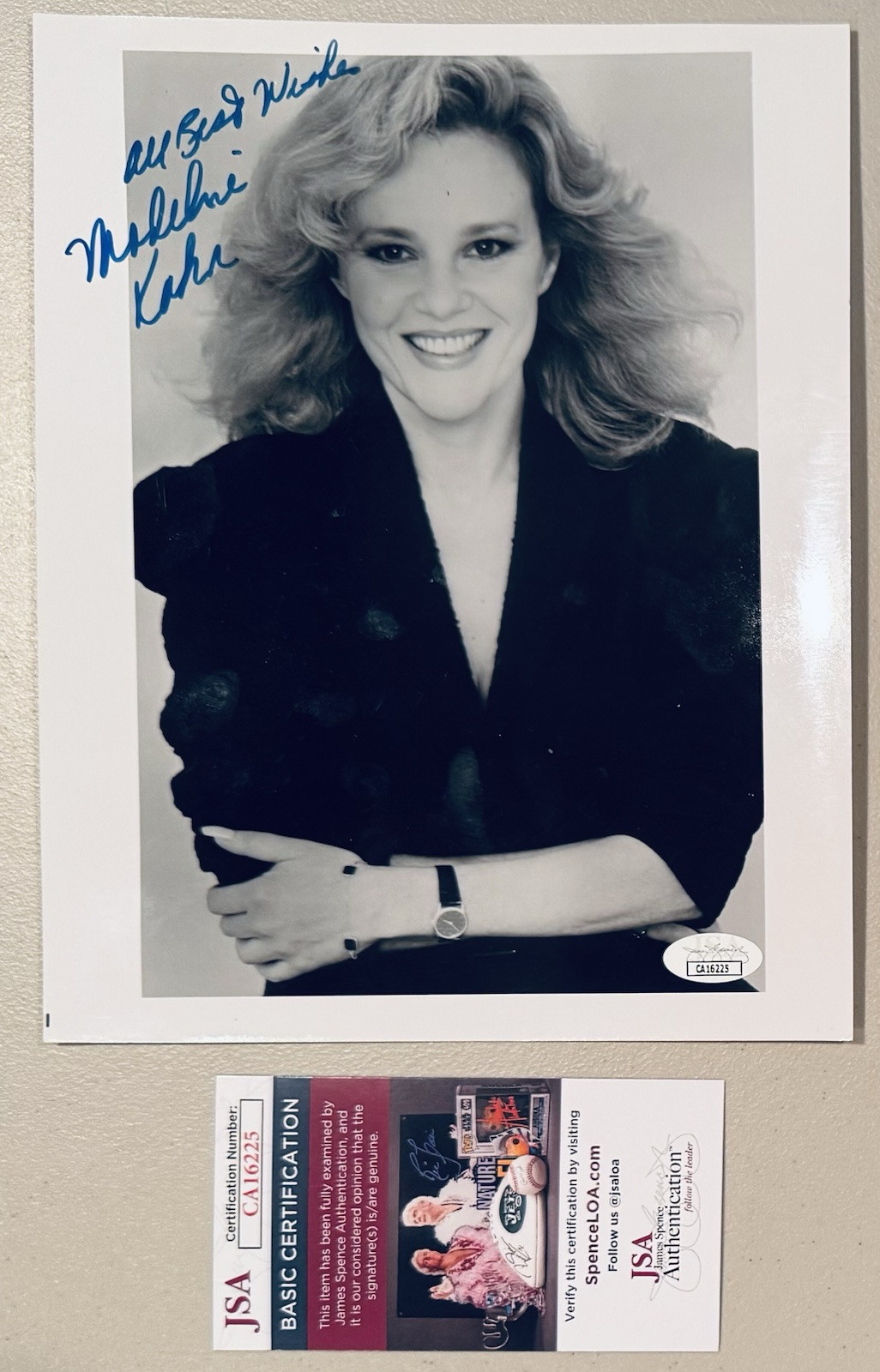 Madeline Kahn Signed Autographed 8×10 Photo JSA Cert Blazing Saddles Clue