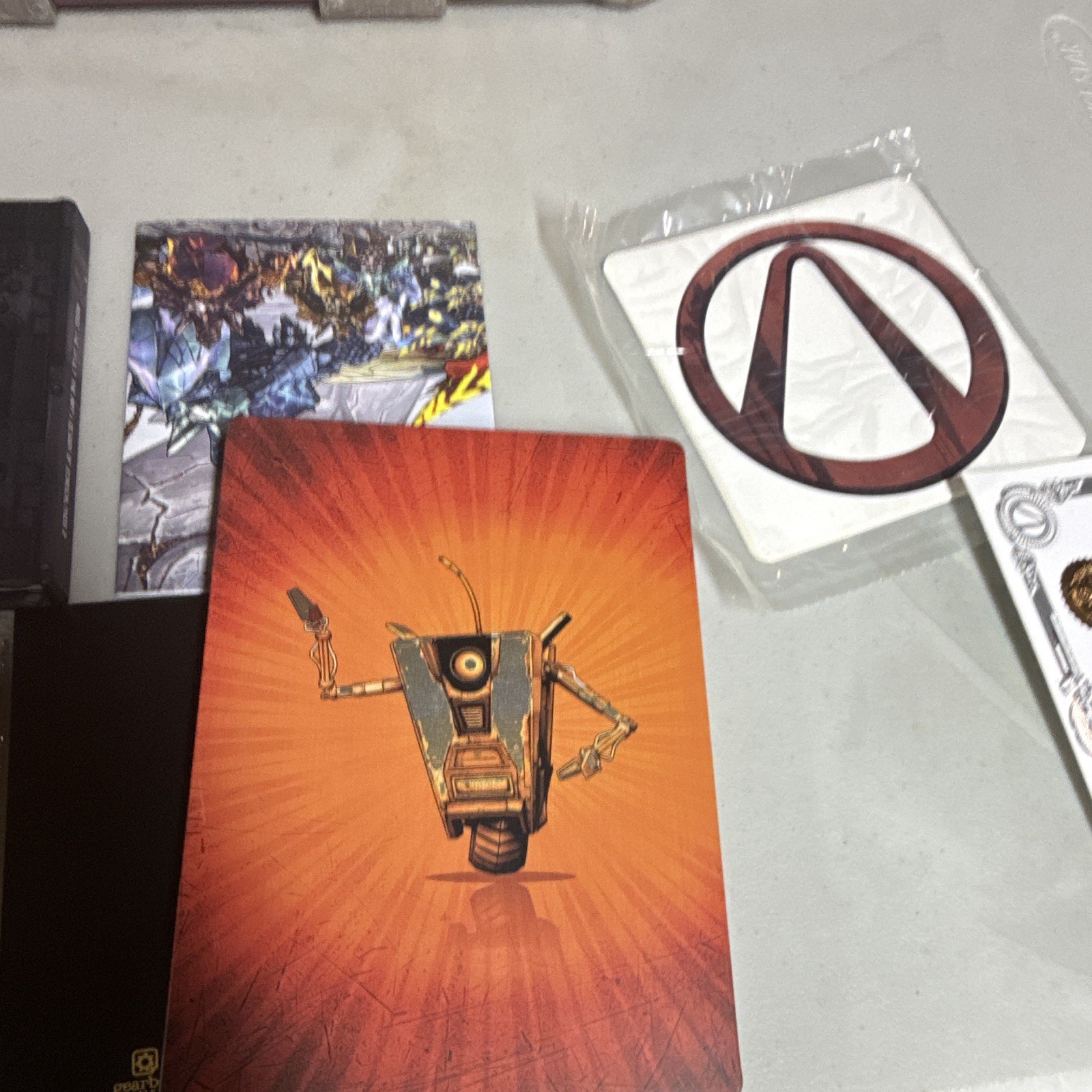 Borderlands 2 Ultimate Loot Chest Limited Edition Xbox 360 w/ Game INCOMPLETE