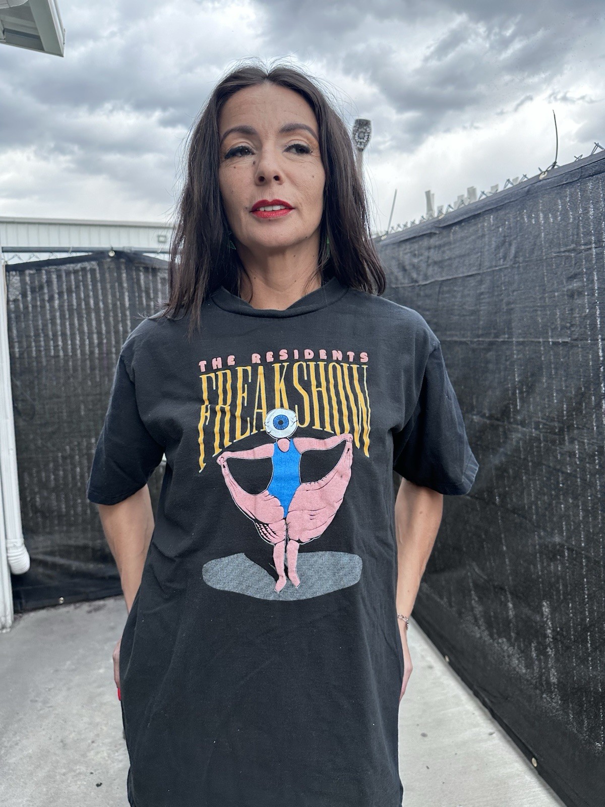 Vintage 1990s Ralph Records “Freak Show” T-Shirt XL Ralph Records Emb