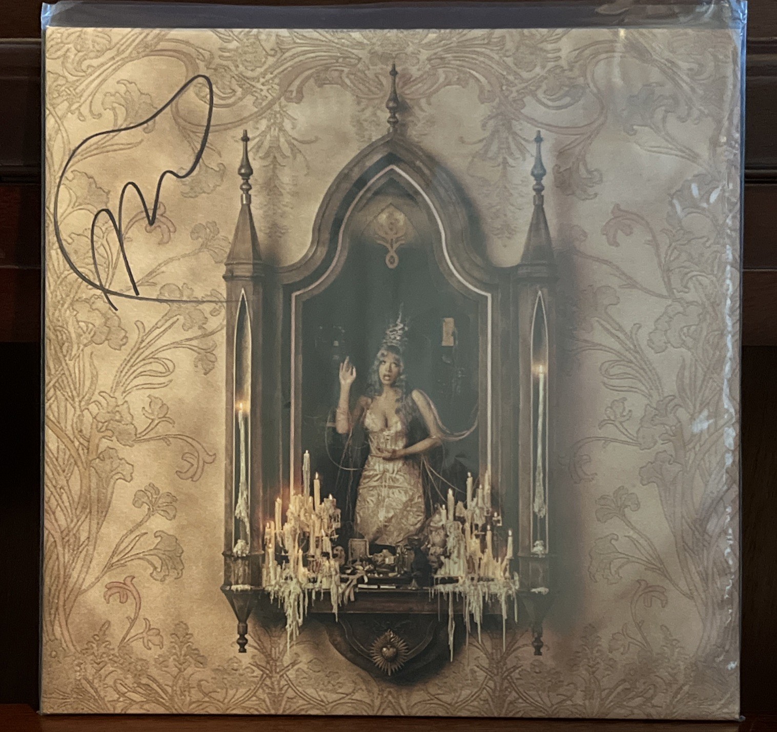MELANIE MARTINEZ SIGNED ON COVER ‘HADES’ ALBUM AURA BLUE VINYL RECORD NEW