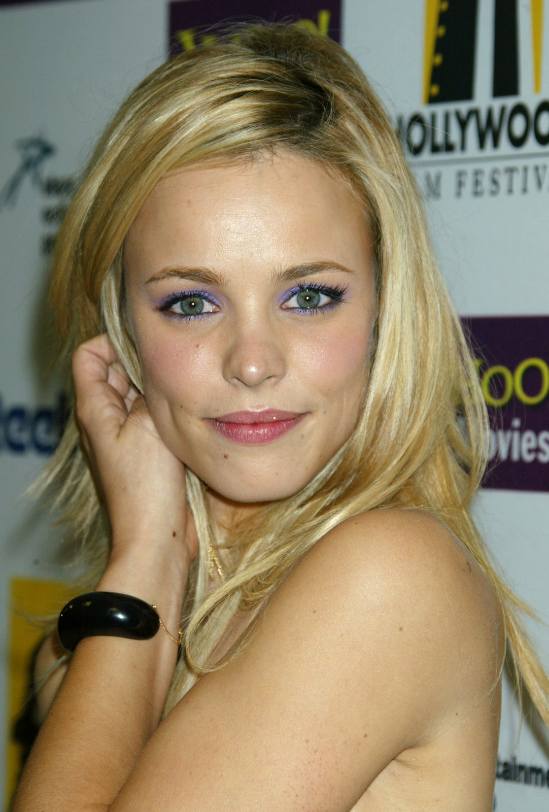 Rachel Mcadams Grabbing Her Hair 8×10 Picture Celebrity Print