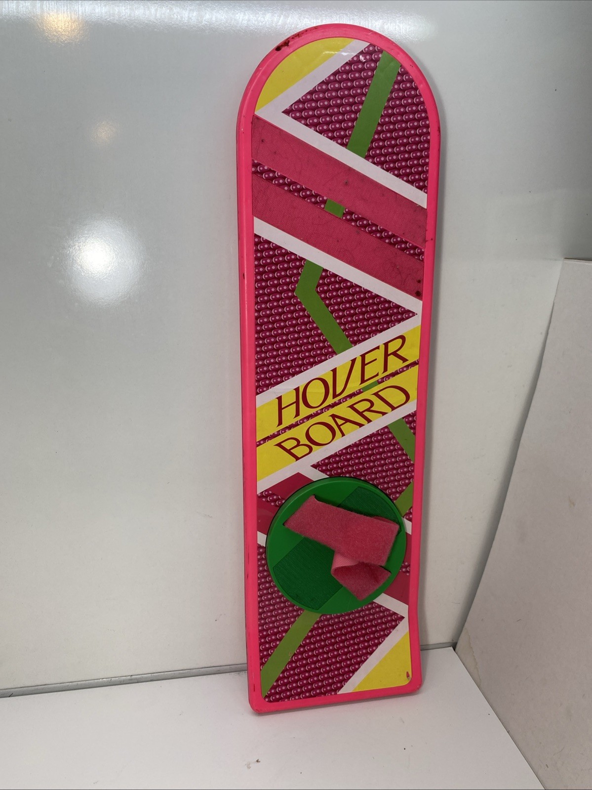 Back to the Future 2 Hoverboard Prop Replica (Does Not Fly) 28″L X 8″ W Used 1:1