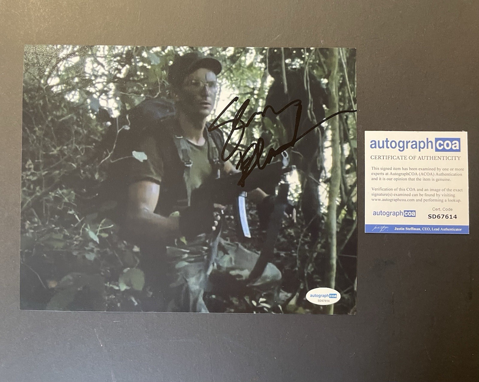 SHANE BLACK SIGNED PREDATOR 8X10 PHOTO COA ACOA