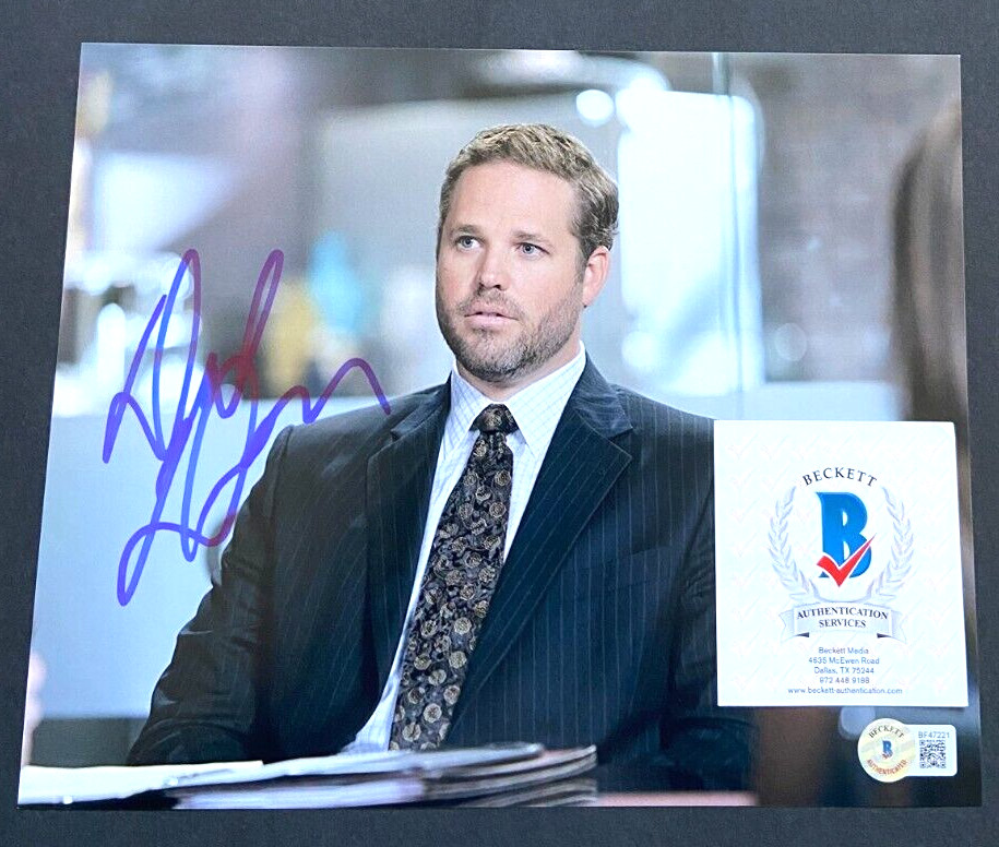 DAVID DENMAN SIGNED 8X10 PHOTO 13 HOURS THE OFFICE ROY ANDERSON BRIGHTBURN BAS