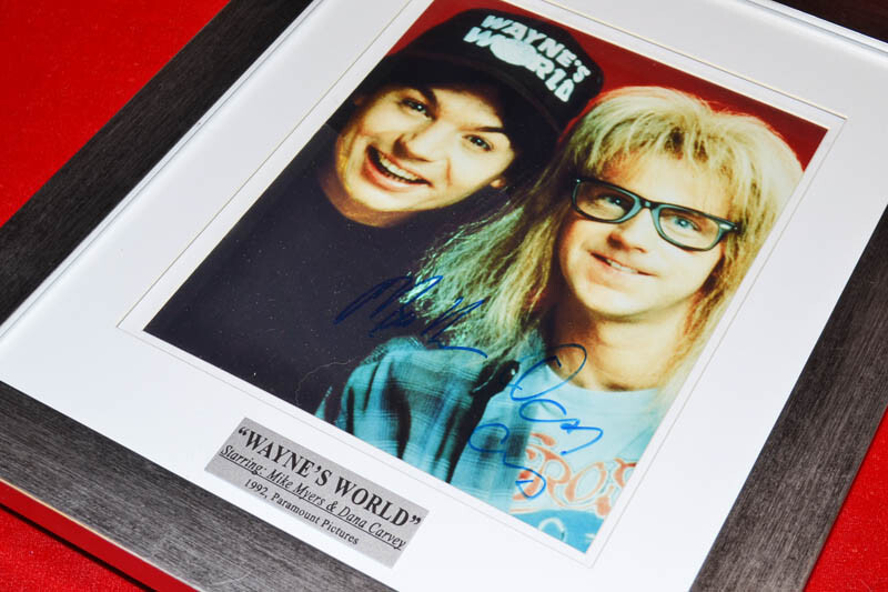 WAYNE’S WORLD Signed Color Autograph DANA CARVEY & MIKE MYERS , Frame , COA, DVD