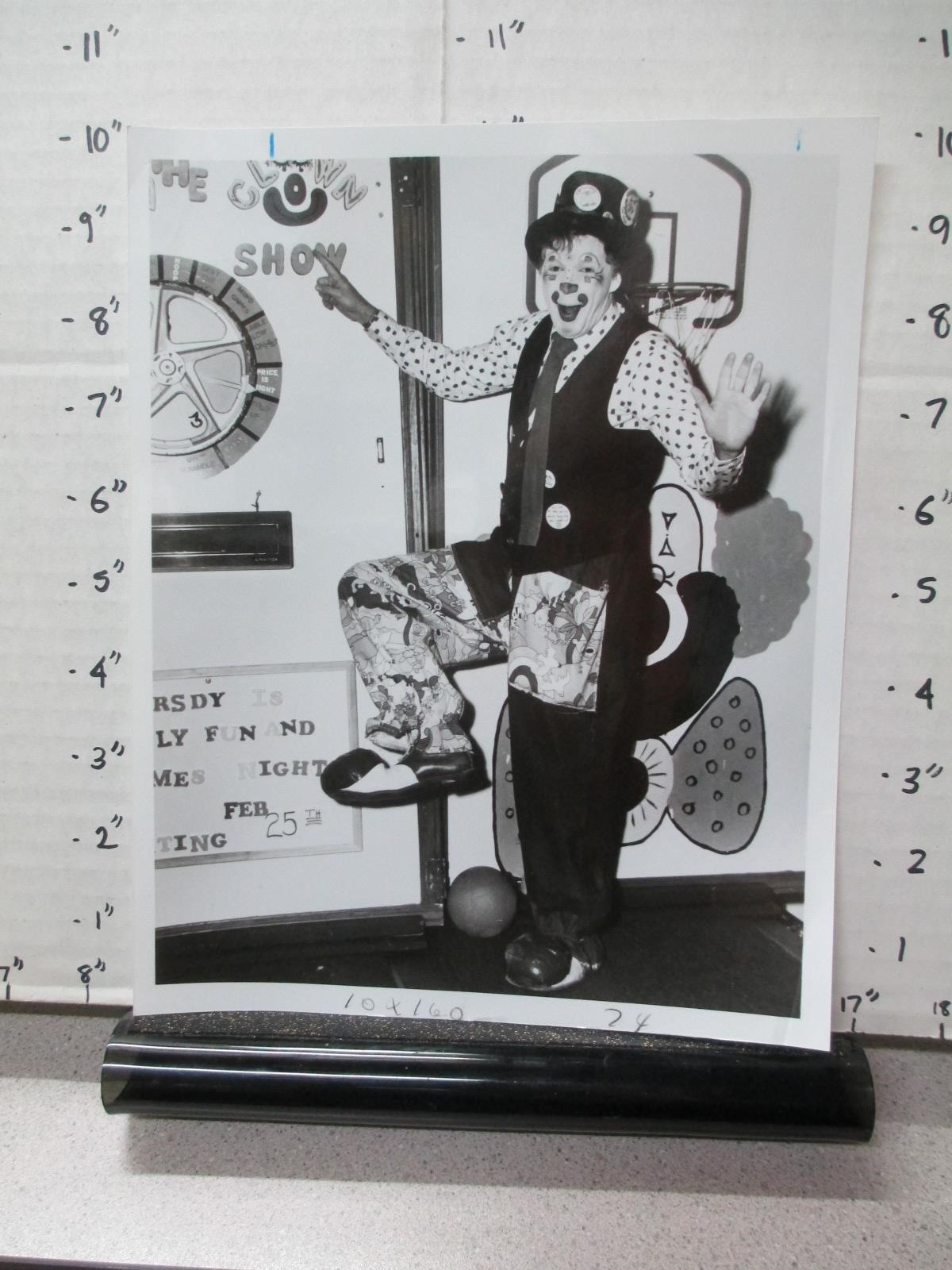 TV show photo 1980s CALVIN the Clown magician magic trick basketball hoop wheel