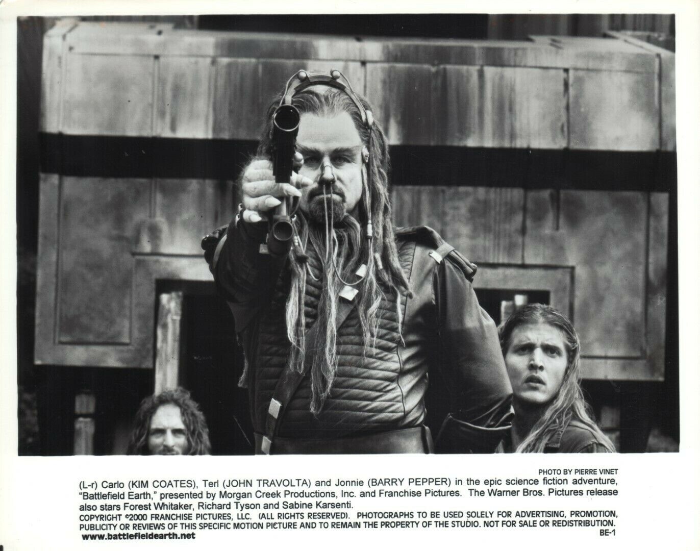 Battlefield Earth (2000) 8×10 black & white photo #1