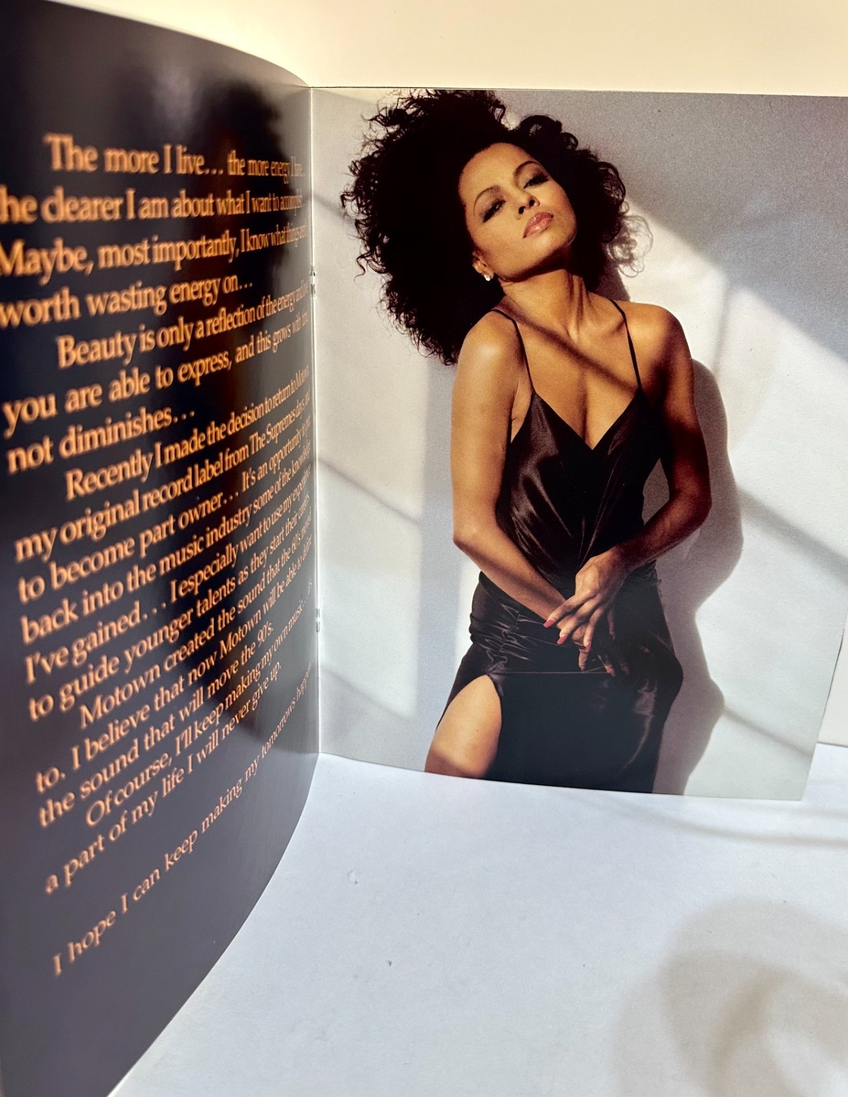 1989 Diana Ross Concert Program Tourbook Signed w/ Inscription London (UK)