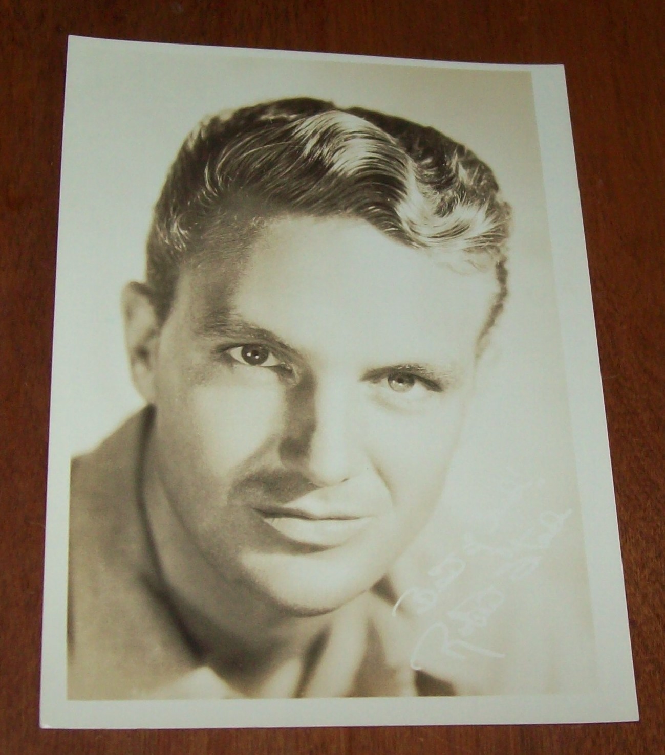 Vintage Robert Stack 5×7 Picture