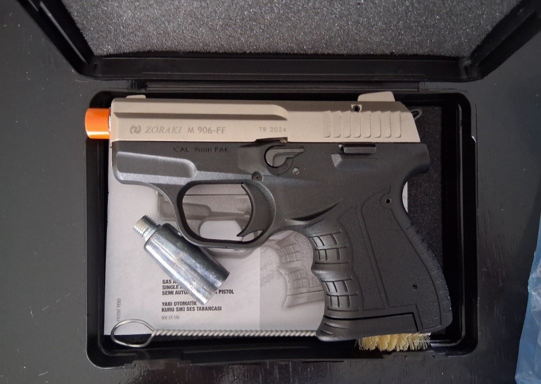Movie Prop Gun.