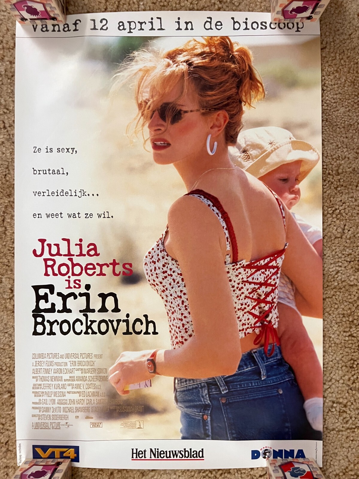 ROLLED ERIN BROCKOVICH 2000 FOREIGN MOVIE POSTER 13×19.5 JULIA ROBERTS