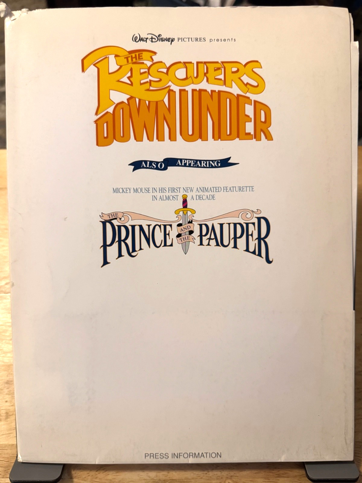 THE RESCUERS DOWN UNDER 1990 Movie Press Kit – Folder 5 Slides 3 B&W Photos