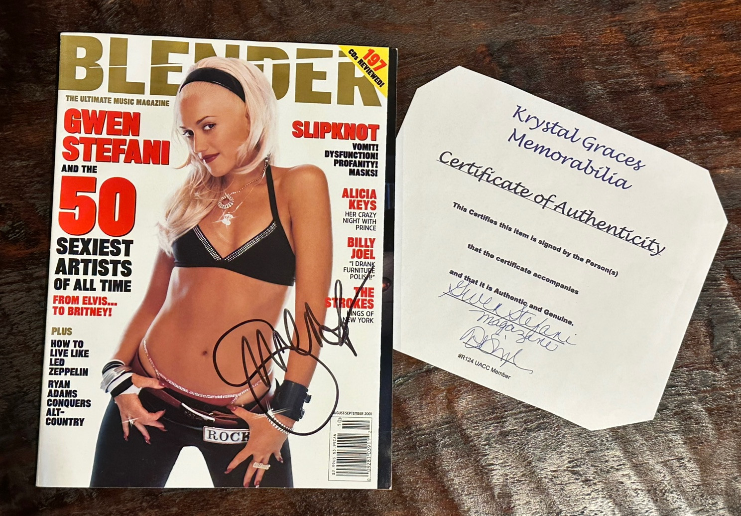 🎸GWEN STEFANI (NO DOUBT) SIGNED AUTOGRAPHED BLENDER MAGAZINE WITH COA 🎸