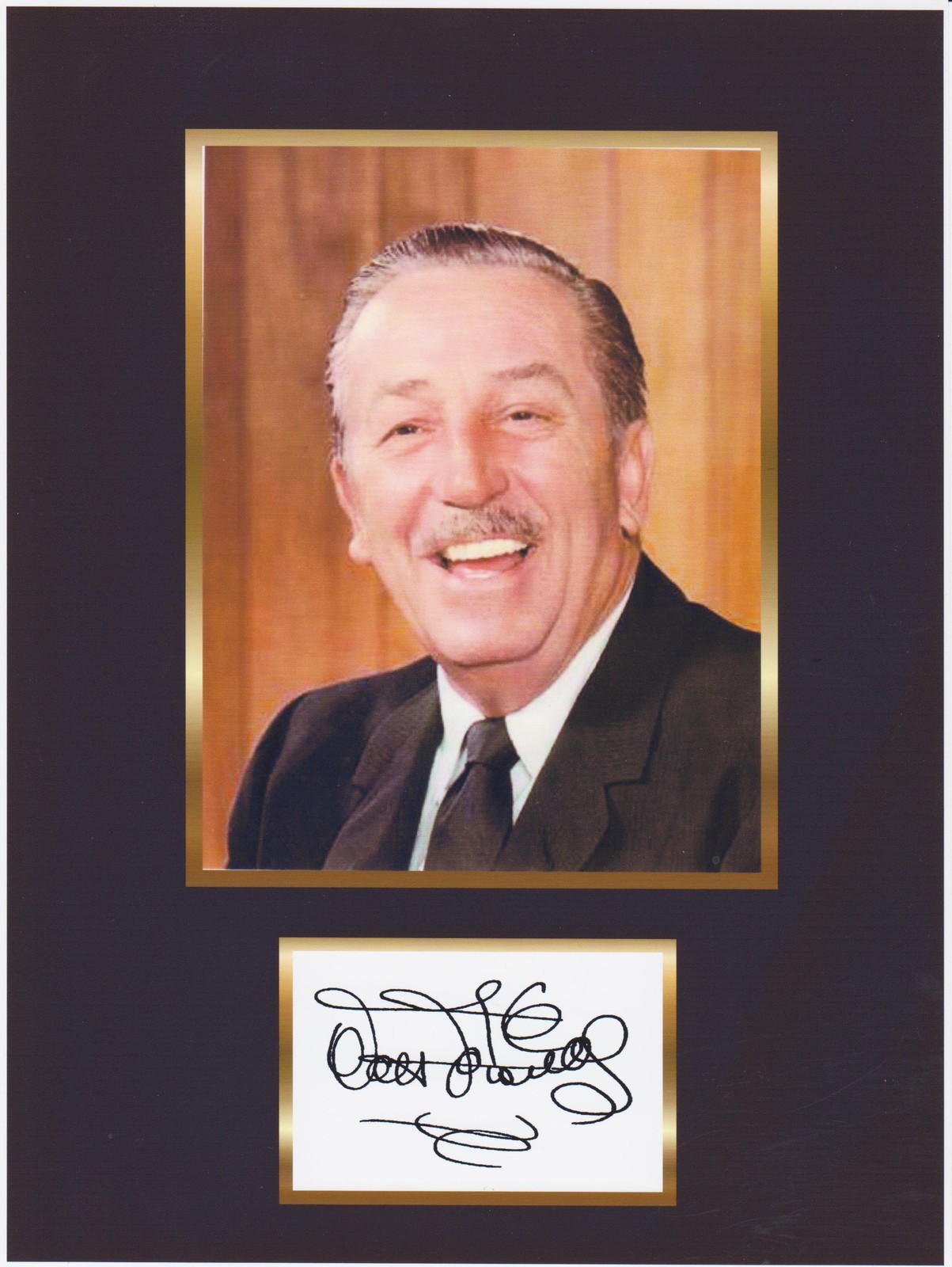 WALT DISNEY 8×10 REPRINT PHOTO & REPRINT AUTOGRAPH ON GLOSSY PHOTO PAPER