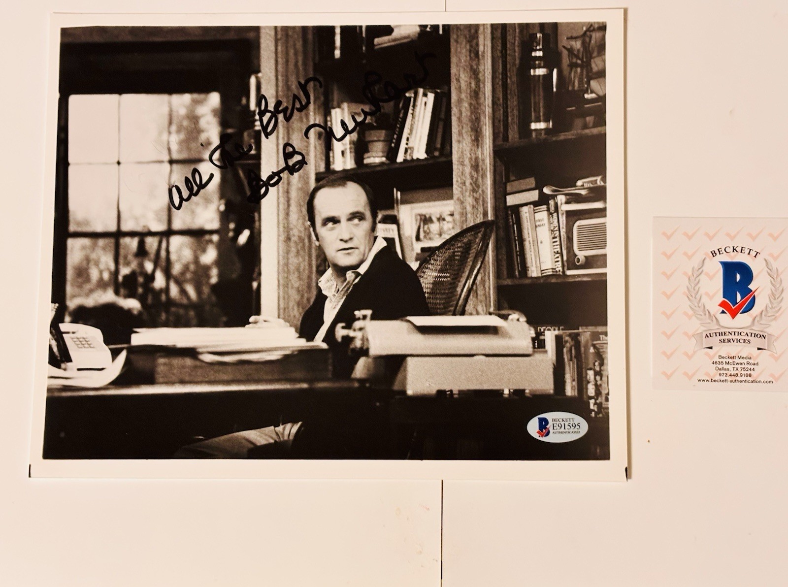 BOB NEWHART Signed Autographed 8×10 Photo Beckett Authenticated COA