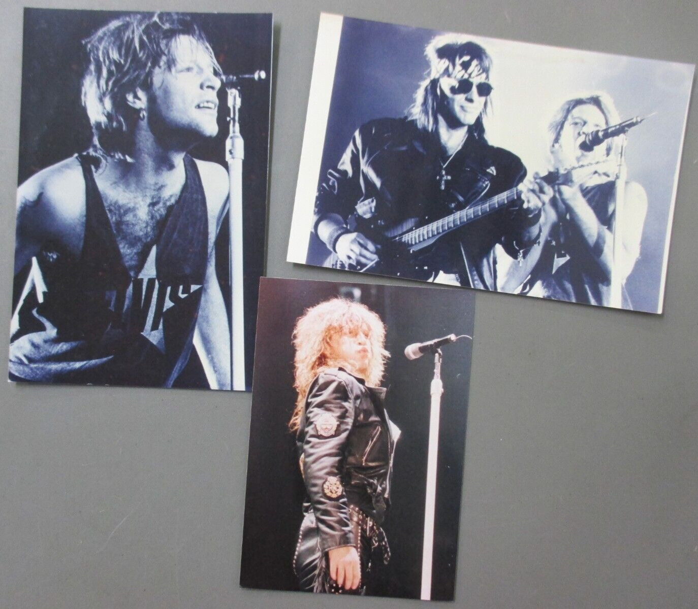Bon Jovi color concert 2 – 4″ X 6″ photos – 1 – 3″ X 5″ Jon & Richie Sambora !