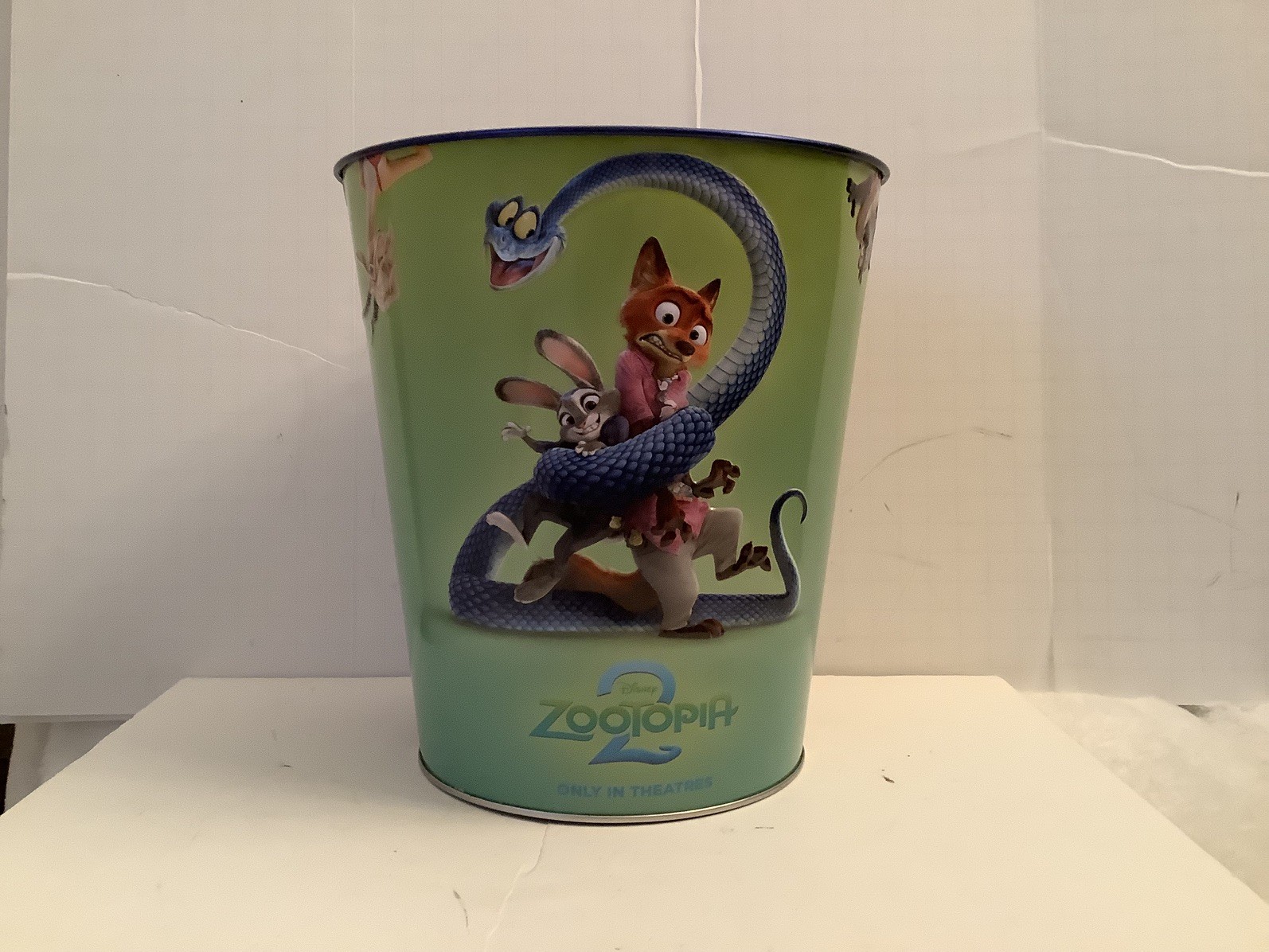 Disney Zootopia 2 Cinemark Popcorn Bucket Tin 130 oz. Golden Link