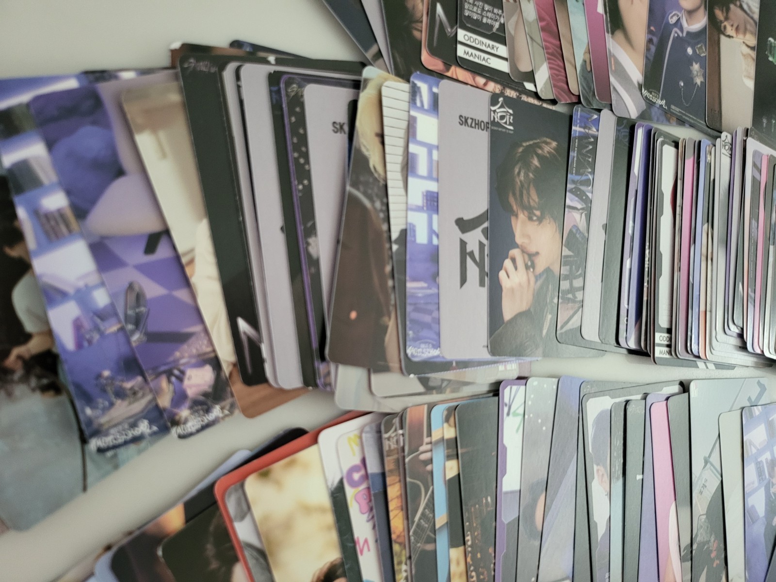 KPoP Idol collectible Stray Kids random cards