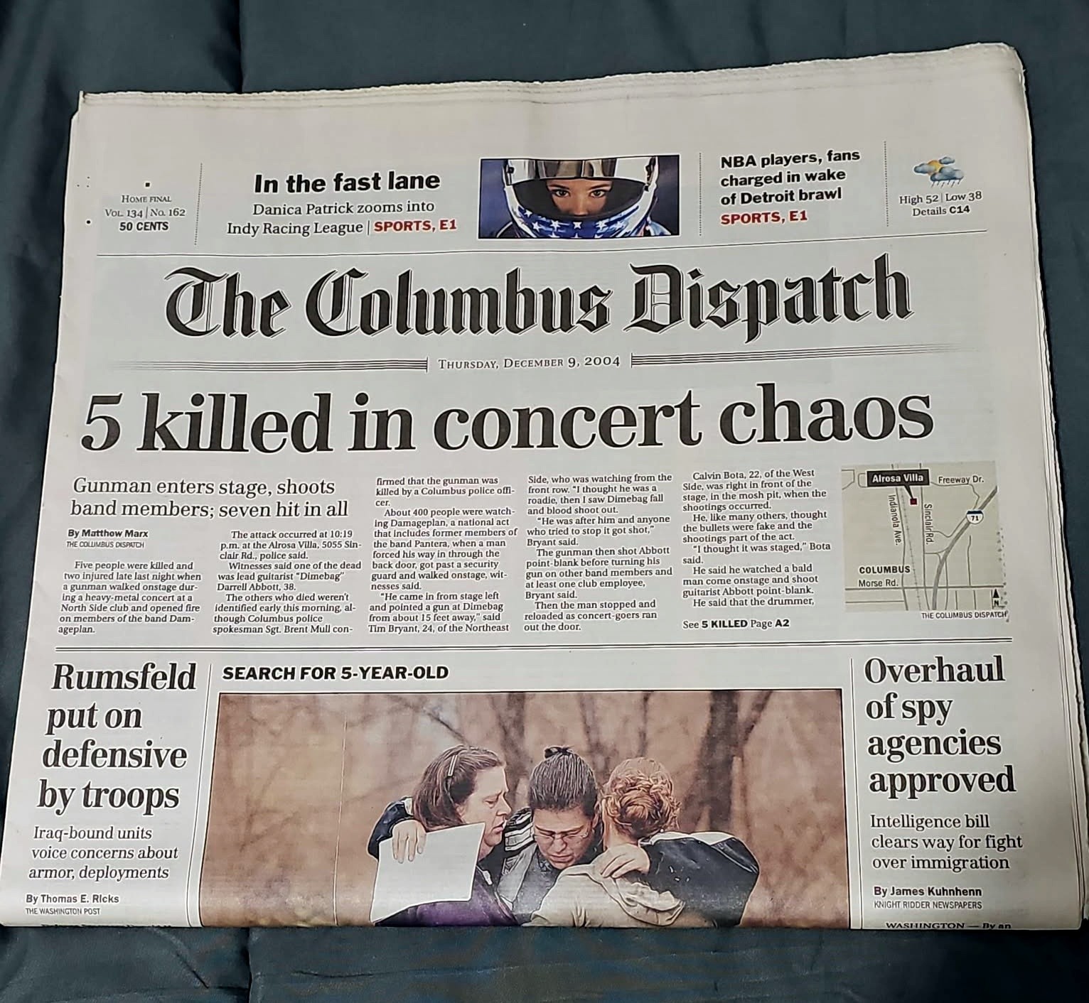 The Columbus Dispatch December 9th, 2004 Dimebag Darrell Damage Plan Tragedy