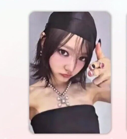 KIIIKIII – THE 1ST EP “UNCUT GEM” WITHMUU POB EVENT PHOTOCARD OFFCIAL
