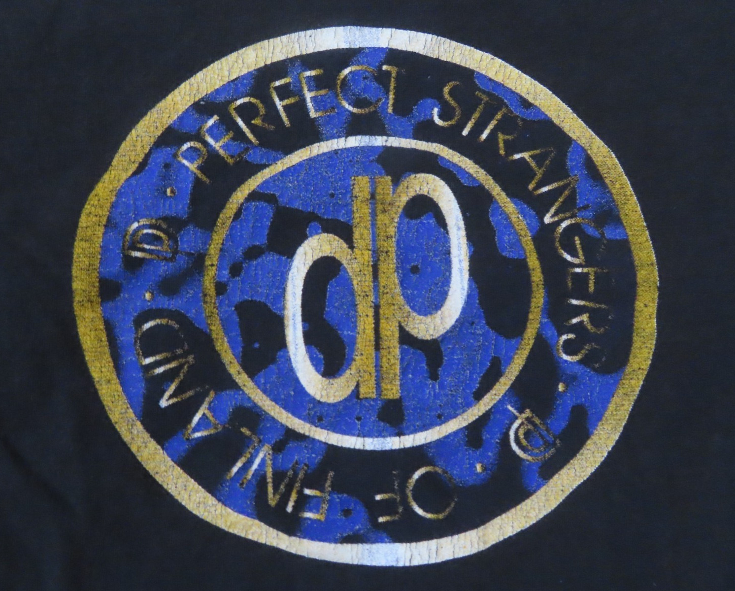 1984 DEEP PURPLE Perfect Strangers of FINLAND Concert Tour MED Shirt IAN GILLIAN