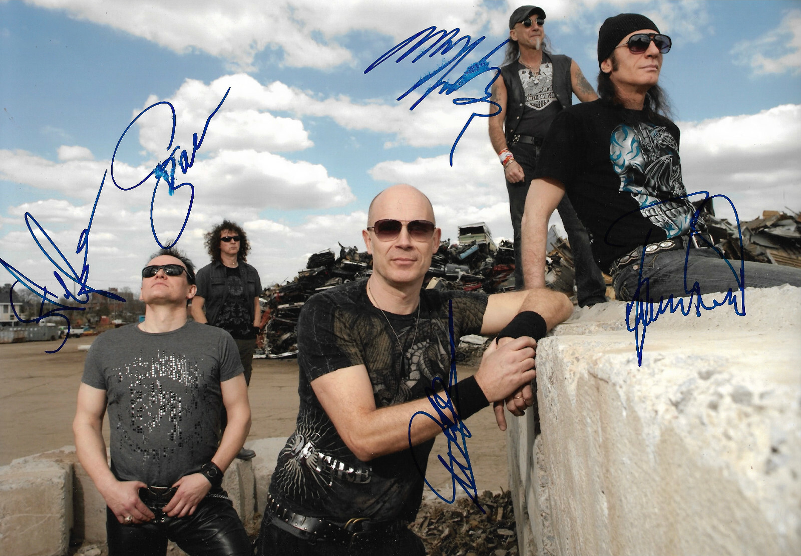 Accept signed 8×12 inch photo autograph