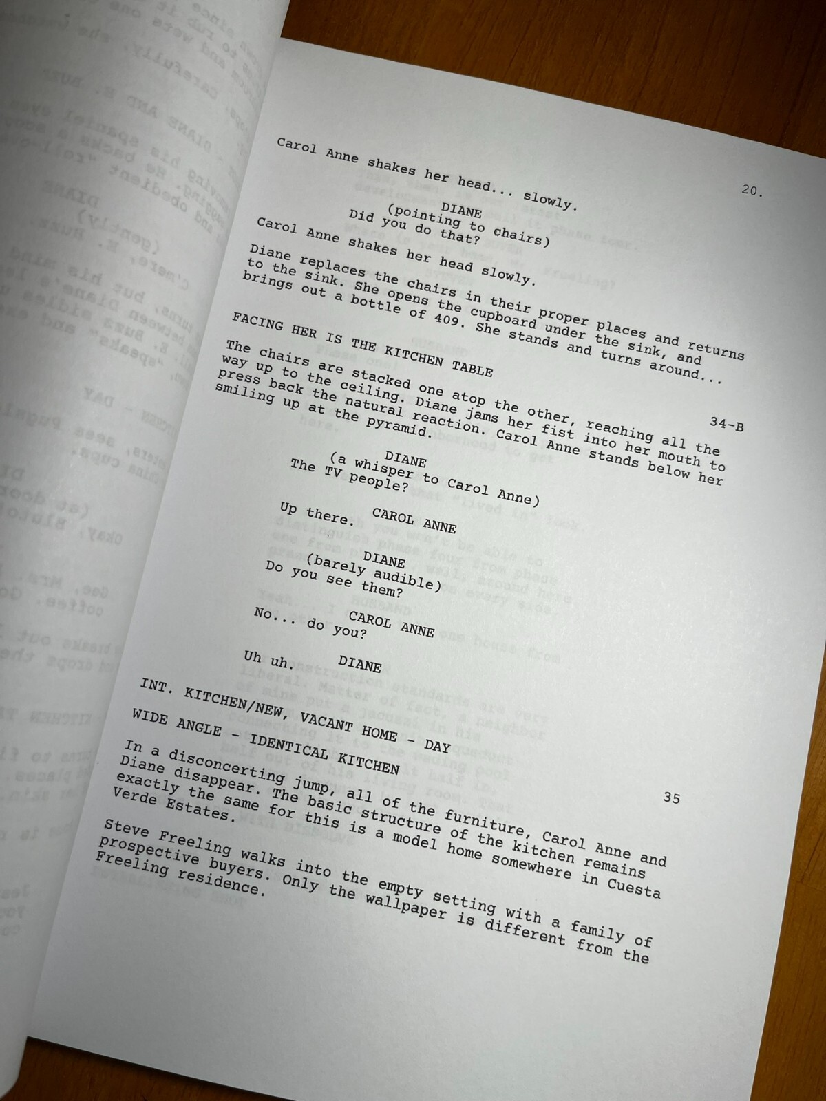 Poltergeist Script Signed – Autograph Reprints – 107 Pages