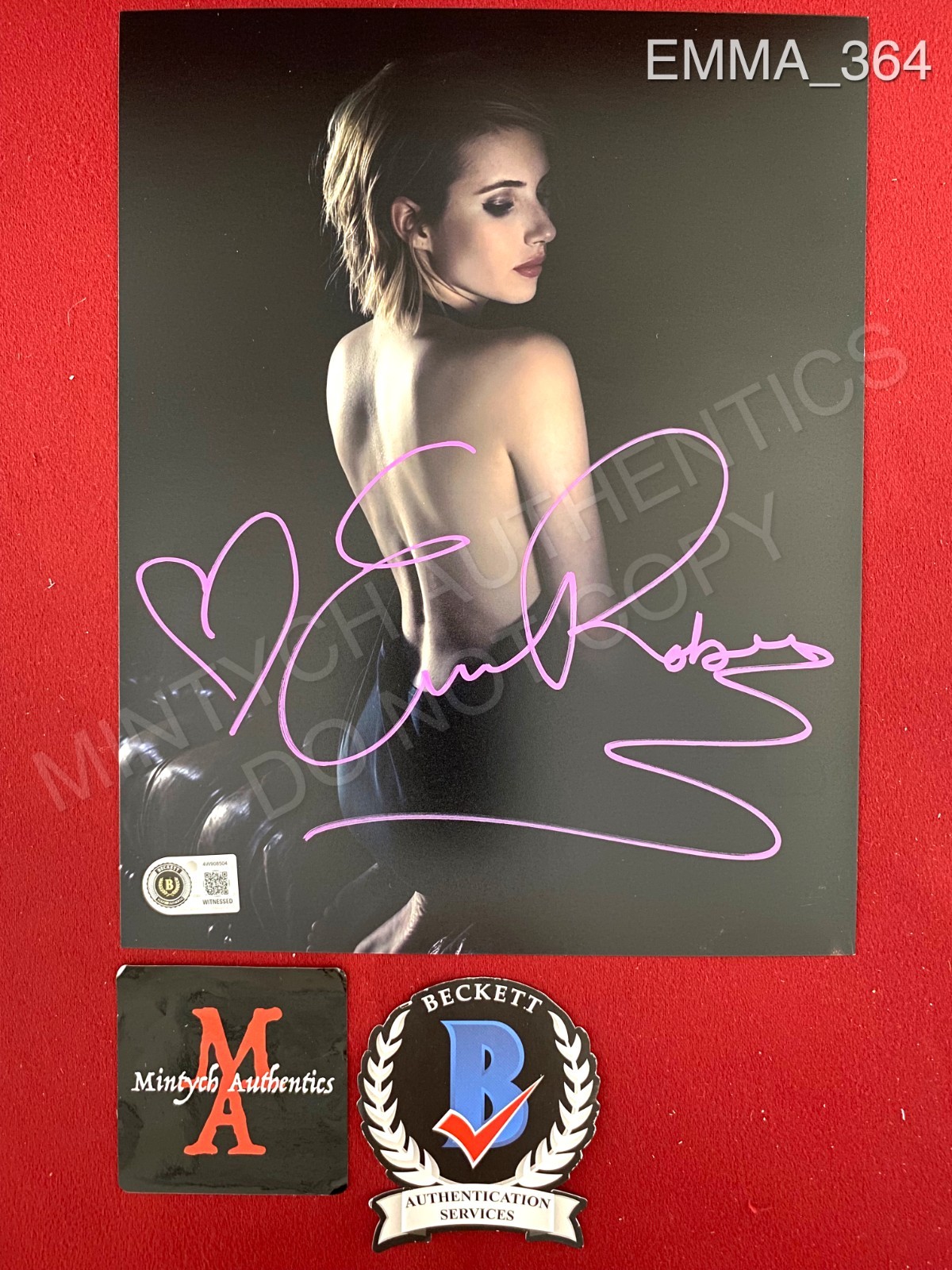 Emma Roberts autographed signed American Horror Story 8×10 photo Beckett COA