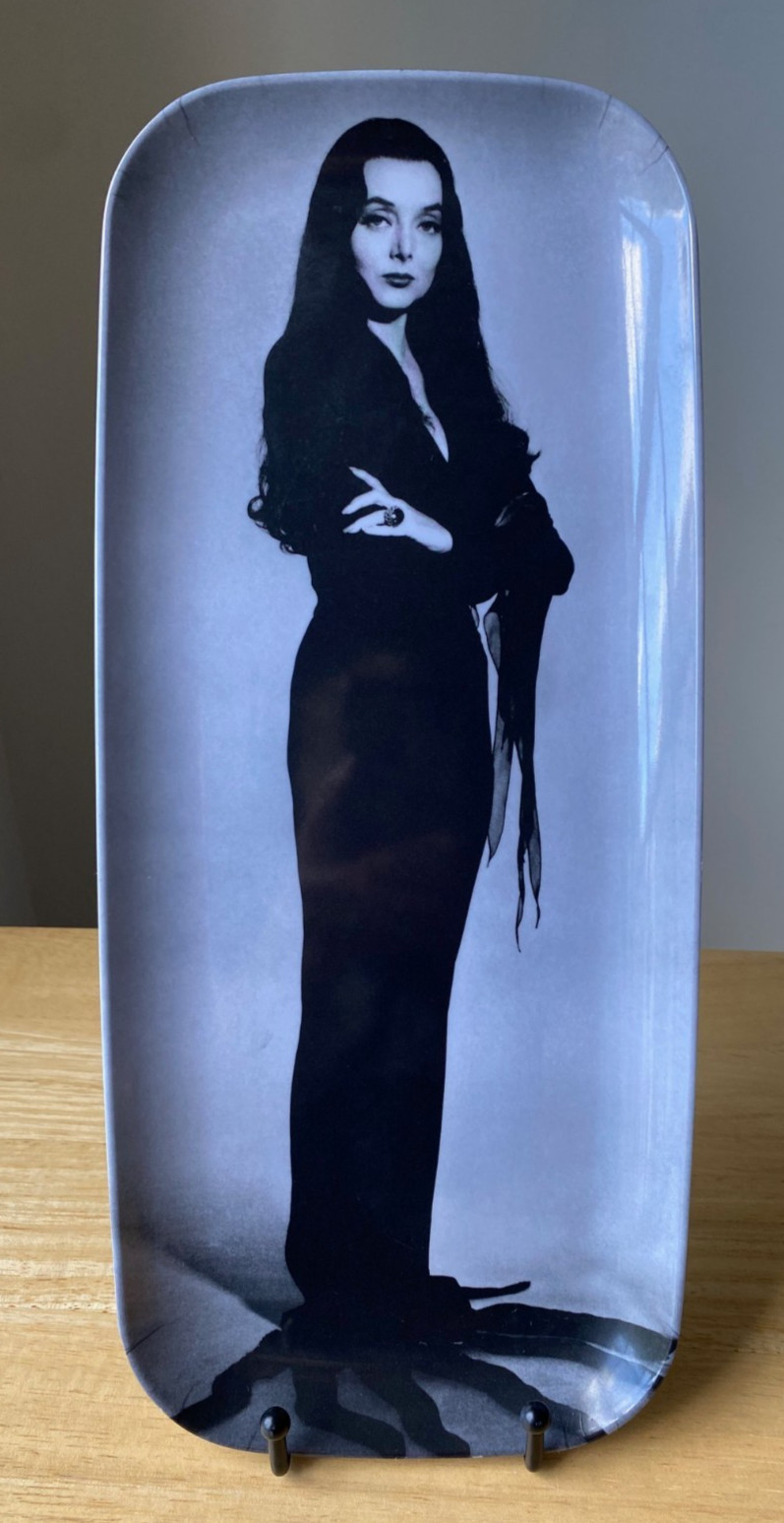 World Market ADDAMS FAMILY 15″ x 6.5″ Rectangular Morticia Platter – VGUC