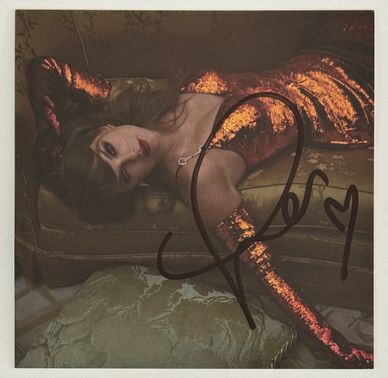 FRAMED SIGNED TAYLOR SWIFT LIFE OF A SHOWGIRL #2 PHOTO CD PSA DNA COA AUTOGRAPH