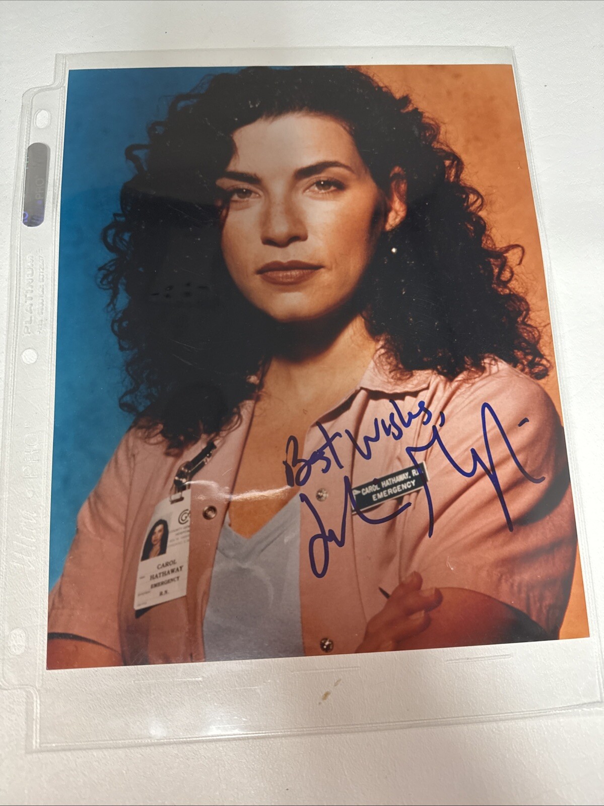 JULIANNA MARGUILIES “CAROL HATHAWAY” ER SIGNED 8X10 PHOTO
