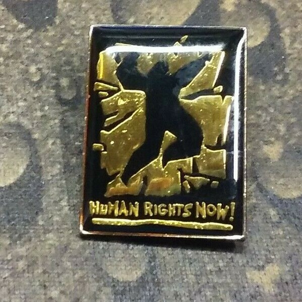 Reebok Human Rights Now Amnesty International Bruce Springsteen vintage pin