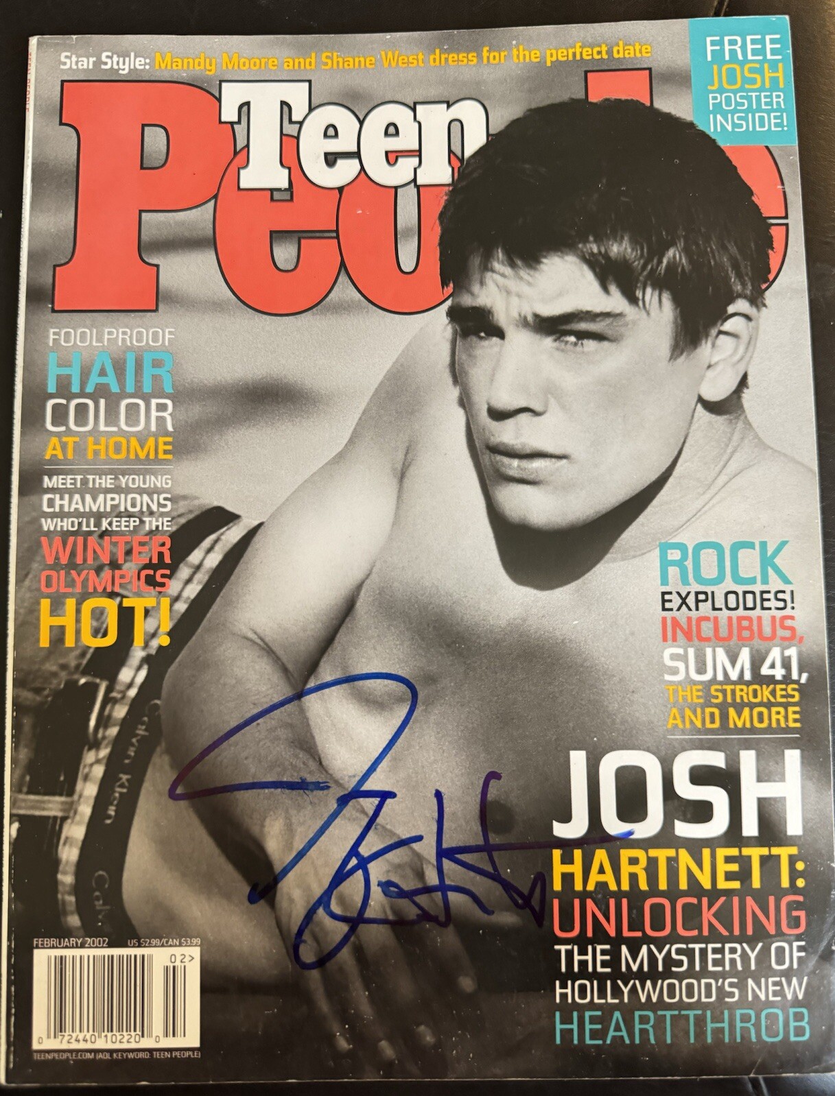Josh Hartnett , signed Autographed , Teen People Magazine , shirtless