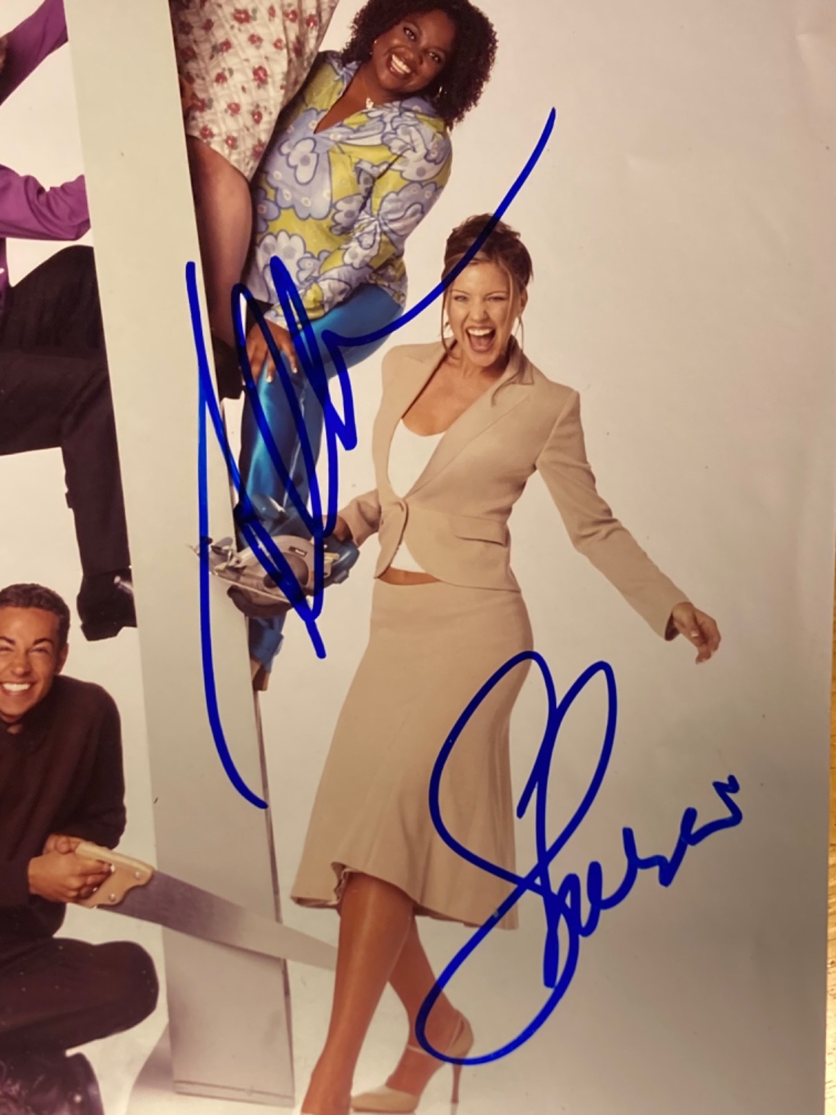 4x SIGNED ‘Less Than Perfect’ 8×10 Cast Photo -Andy Dick, Shepherd, Rue, Roberts