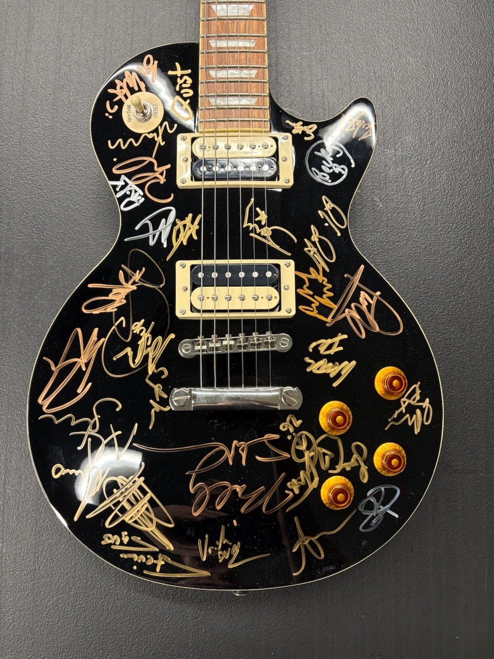 Signed Autograph Les Paul Guitar Charity Signatures Fresh from the Namm 2026