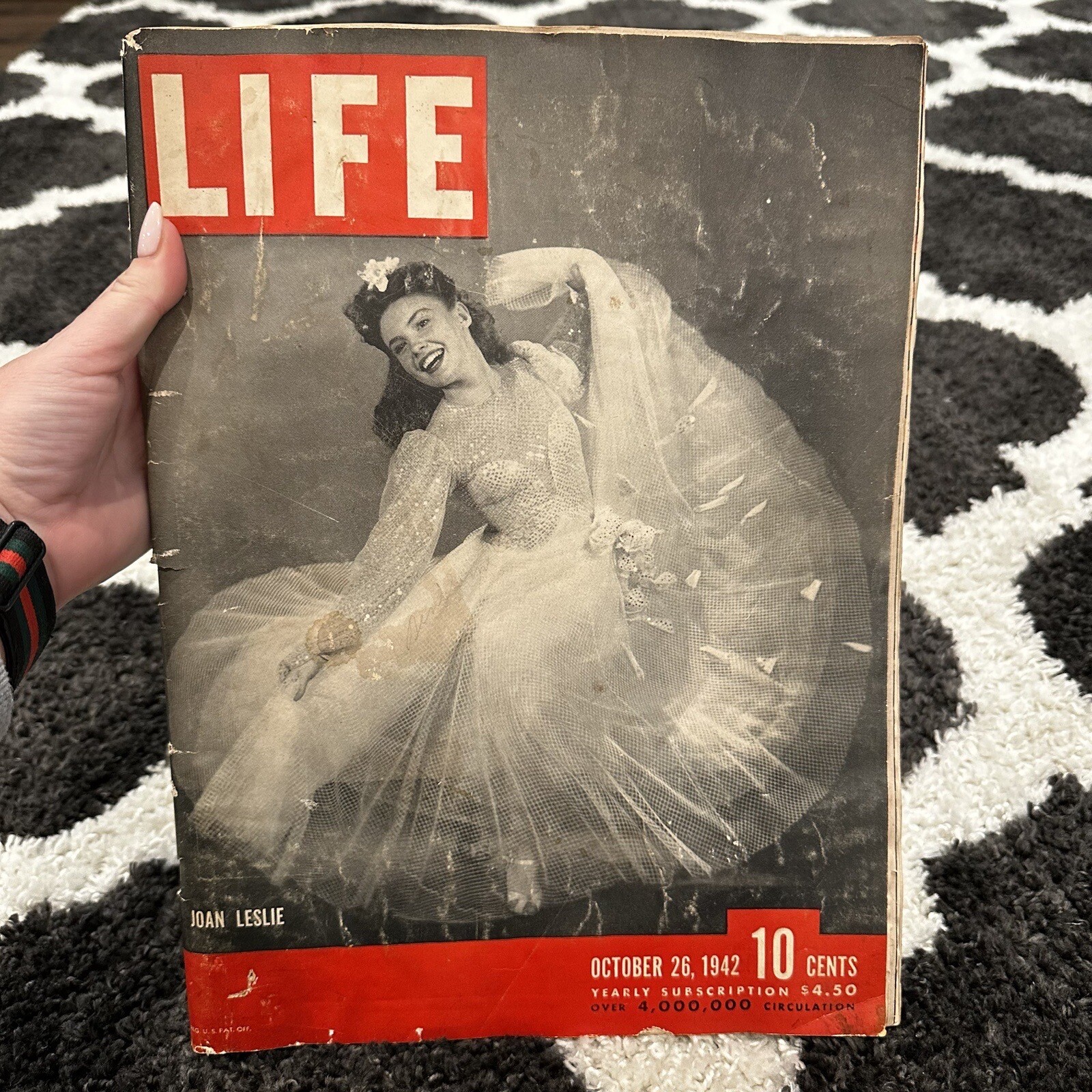 Vintage Handmade Movie Star Celebrity WW2 Magazine Clippings Scrapbook 40’s
