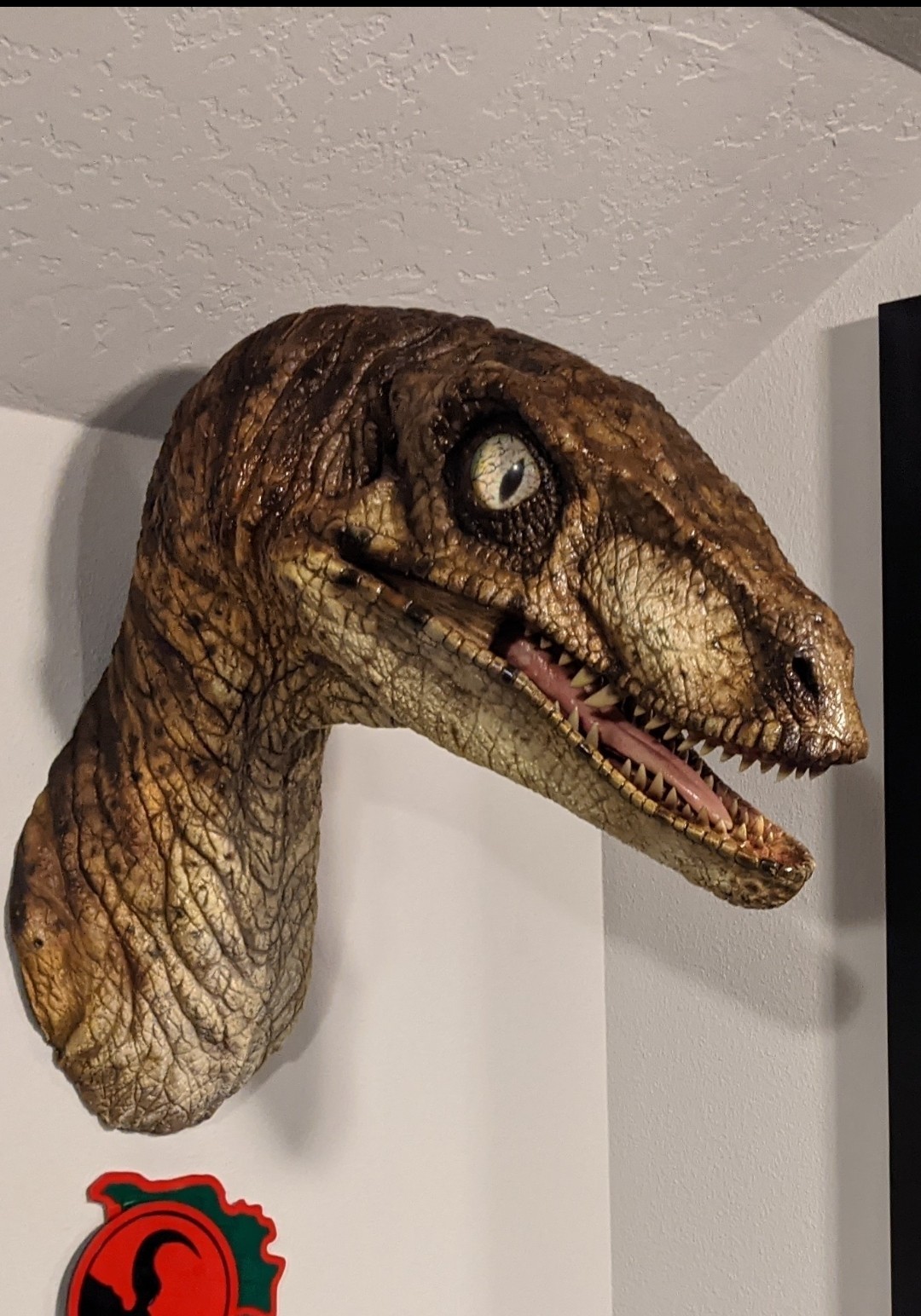 1:1 Scale Jurassic Park Velociraptor Head Bust Wall Mount Prop Replica Resin