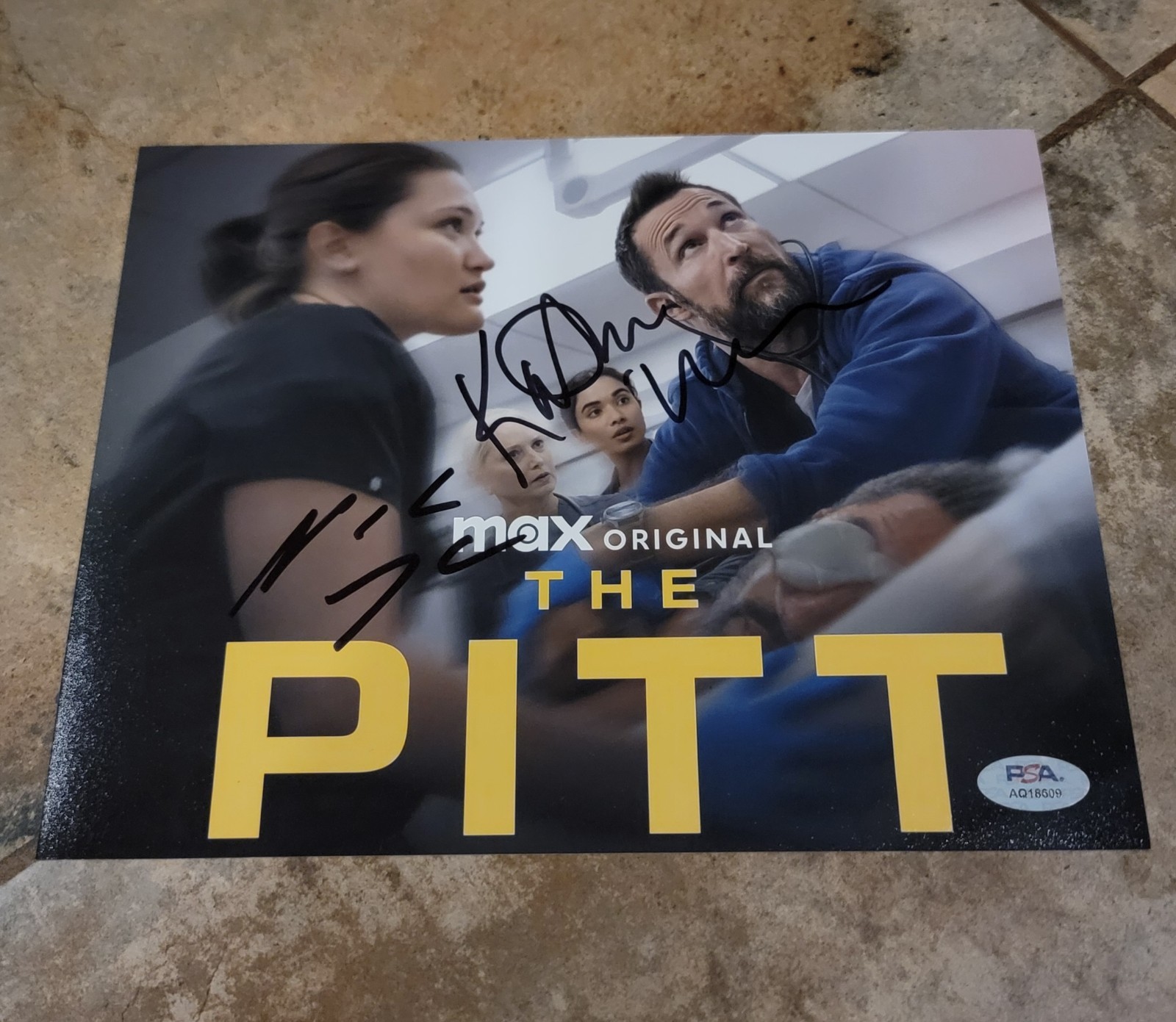 Noah Wyle Katherine LaNasa signed The Pitt cast 8×10 photo PSA DNA Autograph